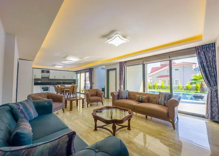 Villa Goecek Marin B 4+1 Villa, Oezel Havuzlu